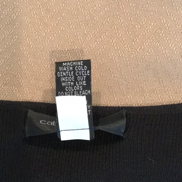 Cable & Gauge Black Sweater.  Stylish Macrame Belt with fringe for added fun. - Picture 5 of 8